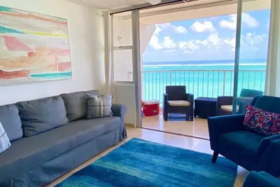 Image de Beachfront 2b/2b Isla Verde Walk 2 Eat Parking