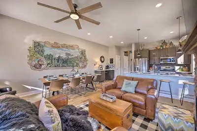 Image de Woodland Park Escape: Licensed, Hot Tub, Mtn Views