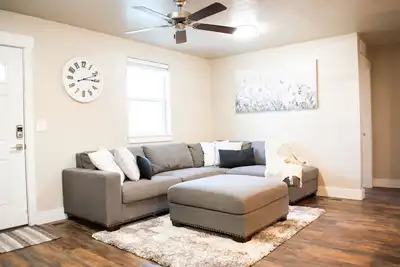 Image de New family-sized home in the heart of old-town Nampa -- walking distance to Nnu!