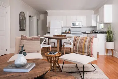 Image de The Logan West Suite | Picton | 2 Bedrooms