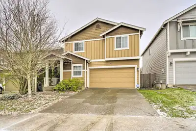 Image de Spanaway Escape w\/ Grill Near Tacoma!