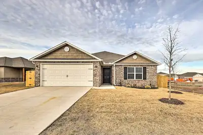 Image de Siloam Springs Home, Close to Parks & Trails!