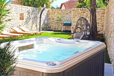 Image de Belle maison Ă Cavtat avec sauna