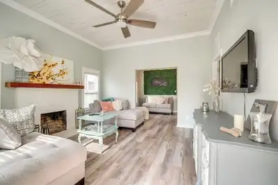Image de Walk to River & Shops: Downtown Dunnellon Escape