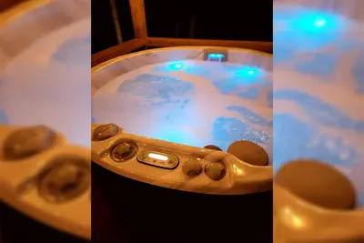 Image de Hot tub, fire pit, and views! - Adore the S'mores