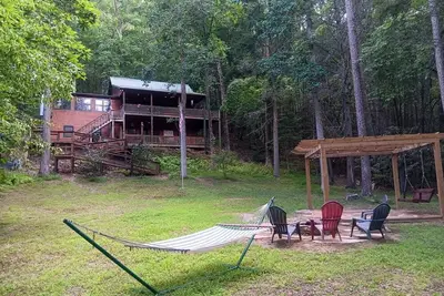 Image de Private Creek Pier, Firepit Under the Stars & Game Room Near Appalachian Fun - The Water's Edge