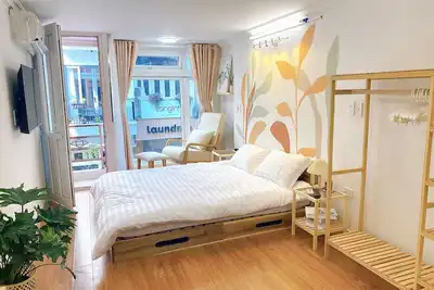 Image de Bat Su House - Central location studio with Big window & balcony