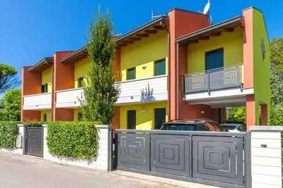 Image de Bel appartement dans une maison de vacances avec Wifi, climatisation, Tv, terrasse et parking