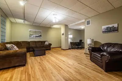 Image de Historic Downtown Top Floor 2br Apartment