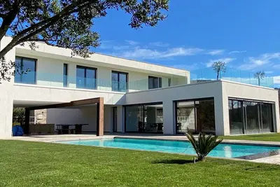 Image de Nouveau 2023! La Villa Blanche Villa (piscine chauffée et nombreuses activités)