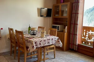 Image de Confortable studio à 200m du centre avec Multi Pass été à 3€/jour, parking et balcon exposé Sud