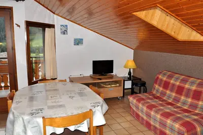 Image de Appartement cosy au cœur du village, avec balcon, acceptant animaux - Idéal familles!