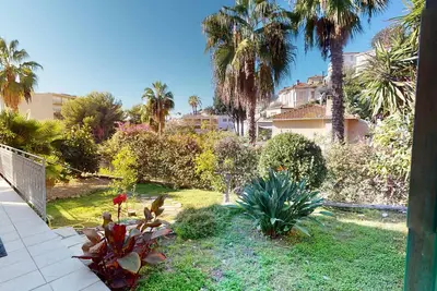 Image de Charmant 2 pièces avec terrasse, jardin et parking dans résidence avec piscine à Menton