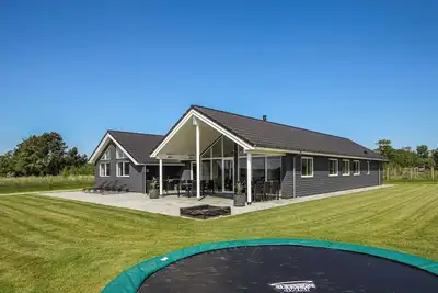 Image de Superbe maison à Samsø avec sauna