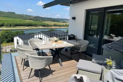 Image de Vacation home Diemeleck fantastic panoramic view with roof terrace, sauna and fireplace.