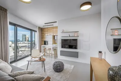 Image de Mamad High End & Design Apt with Balcony by FeelHome