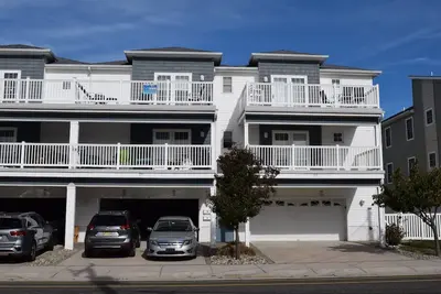 Image de Pet Friendly and close to boardwalk!
