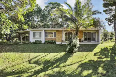 Image de Great low-set beach house!