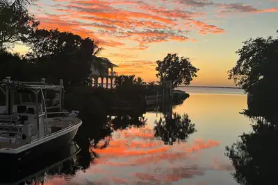 Image de Southern Sunset - As seen on House Hunters-S228 E6 - Family Time in the Fl Keys