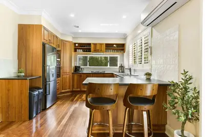 Image de Roselawn Manor | 5 Bedroom Entertainer