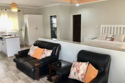 Image de 1 bed apartment in Mount Pleasant Heights - 2013
