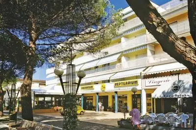 Image de Appartement de vacances Bibione pour 1 - 6 personnes avec 2 chambres à coucher - Logement de vacance