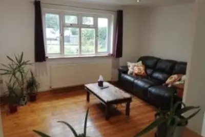 Image de 3-Bed Cottage in Quiet & Green Wallington