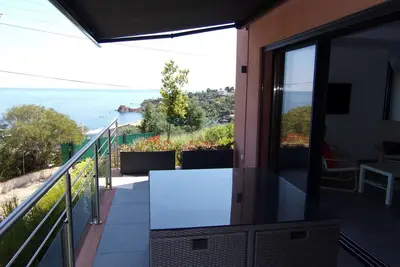 Image de B - 3 pieces 2 sdb avec vue mer et terrasse a 7 mn de la plage
