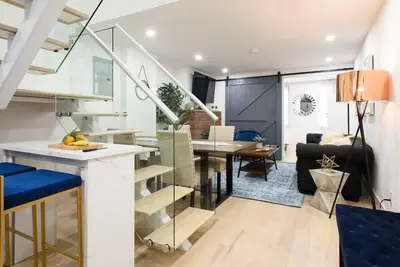 Image de 75-5a Luxury 3br Duplex  W/D in unit Elevator
