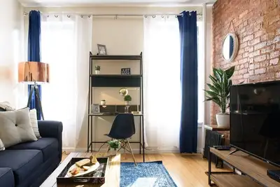 Image de 428-4r prime midtown large 2 Br Newly Furnished