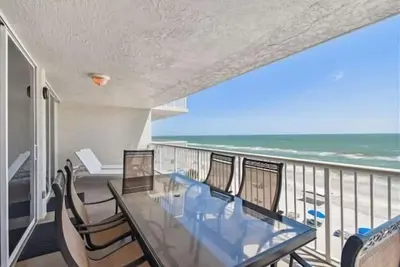 Image de Modern Comforts Meet Ocean Views | 3br at Seaview 404 | Book Now