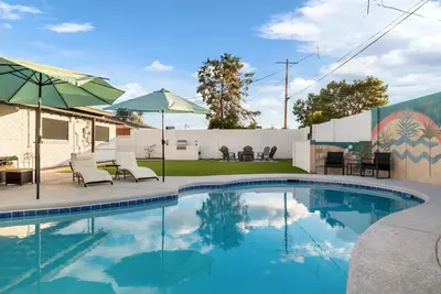 Image de Vacation Paradise in Old Town Scottsdale!