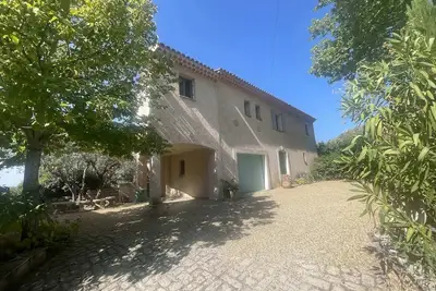 Image de Elegant residence in a Beautiful Provencal Village