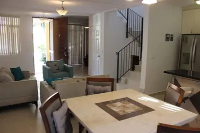 Image de Casa en coto privado con alberca