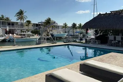 Endless Summer- Ocean side, private pool, pet friendly!