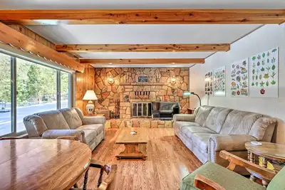 Image de 7 Mi to Yosemite Nat'l Park: Riverfront Getaway!