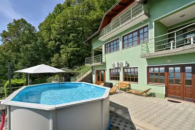 Image de Maison confortable Ă Madzarevo avec.
