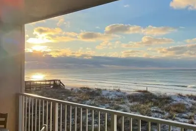 Image de Gulf Front Townhouse Condo 2br, 2. 5 Ba. Amazing view from 2 balconies
