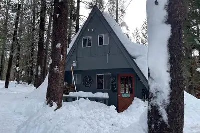 Image de Rustic River Retreat - Pet Friendly - Wifi - 12 minutes to Sugar Bowl Resort