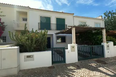 Image de Algarve, 4 Bedrooms Independent House, Pêra