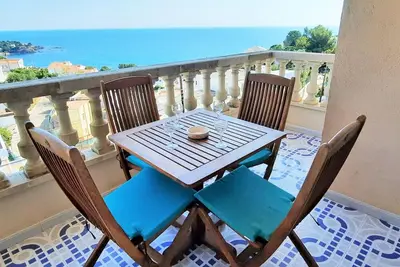 Image de Appartement familial avec piscine, jardin et terrasses - LlançĂ