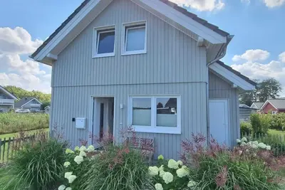 Image de Family-friendly luxury home in Swedish house style on the Baltic Sea
