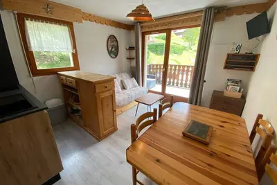Image de Appartement cosy avec balcon, Wifi et parking à Châtel