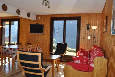 Image de Spacieux appart avec terrasse à Châtel, proche centre et navettes, Multi Pass inclus