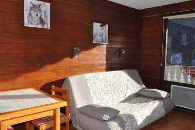 Image de Studio chaleureux au cœur du village avec Multi Pass offert et balcon sud