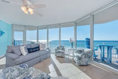 Image de Waterscape- $Million Views from Wrap-Around Balcony