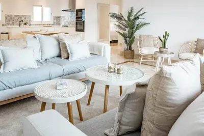 Image de Pa18- Stunning flat, gym, indoor and outdoor pool