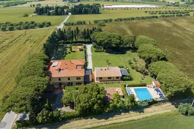 Image de Maison de vacances 'Podere Nuti- Monolocale L'Eccezione' avec piscine partagée et climatisation