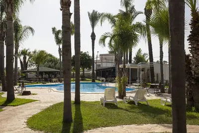 Image de Appartement 'Oasi Lamia - 3' avec piscine partagée, Wi-Fi et climatisation.
