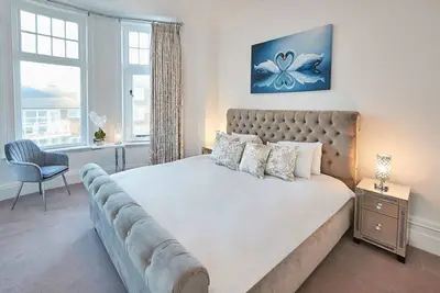 Image de Host & Stay | Captain’s Deck Seafront Apartment